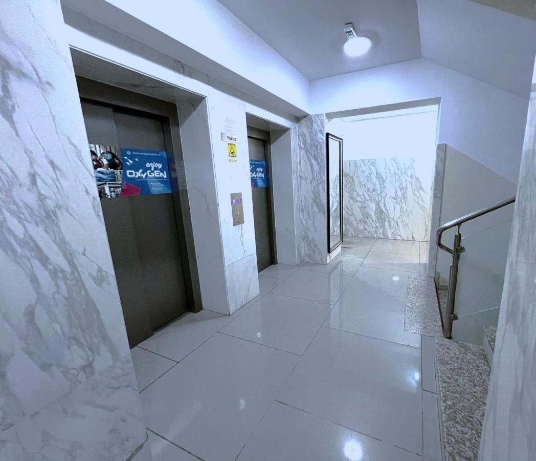 Taste Of Iasi - Two Room Apartment - Central - Sunset Touch Exterior photo