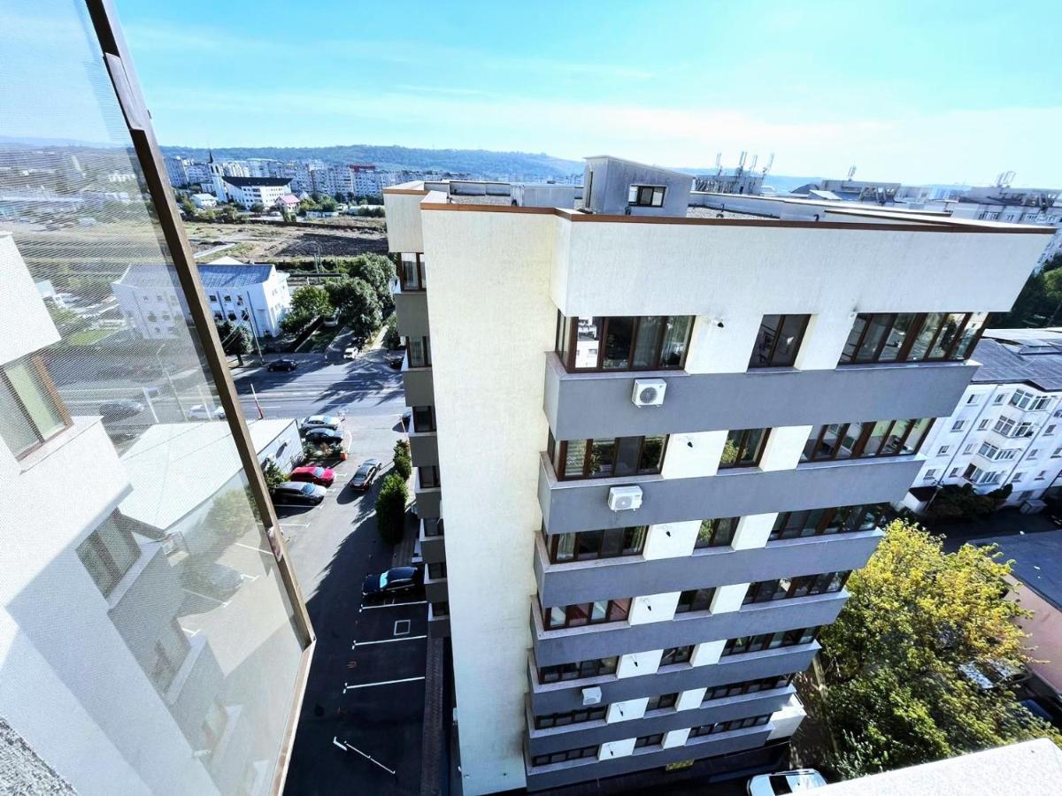 Taste Of Iasi - Two Room Apartment - Central - Sunset Touch Exterior photo